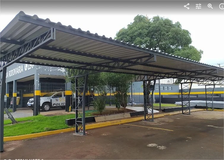 passarela metálica